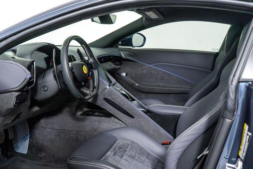 2024 Ferrari Roma Base