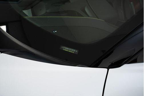 2024 Ferrari SF90 Spider Base