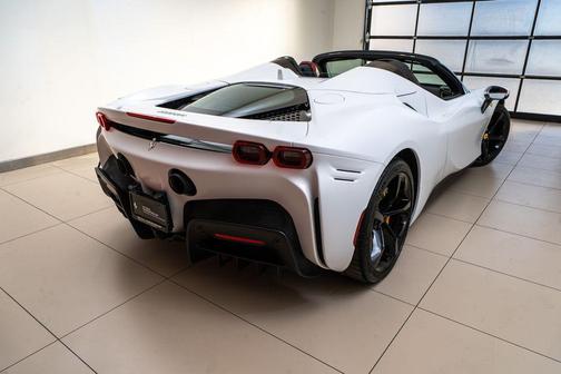 2024 Ferrari SF90 Spider Base