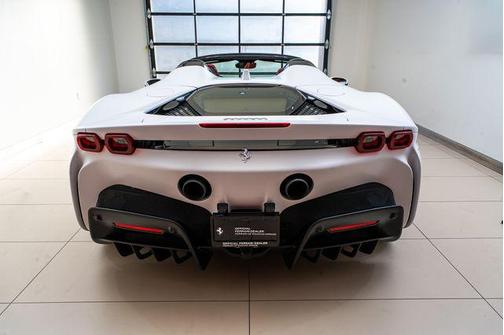 2024 Ferrari SF90 Spider Base