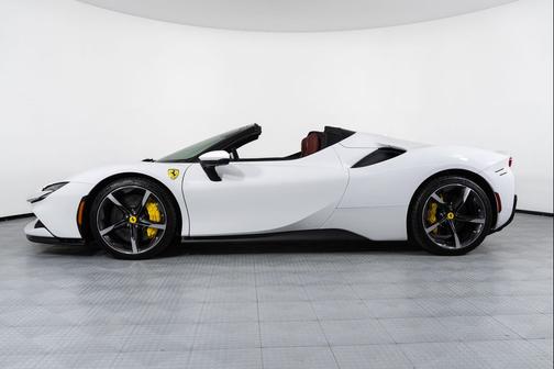 2024 Ferrari SF90 Spider Base