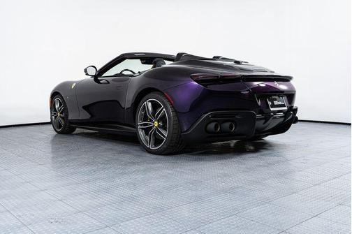 2025 Ferrari Roma Spider 