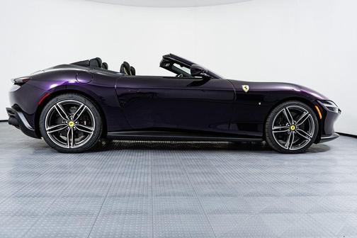 2025 Ferrari Roma Spider 