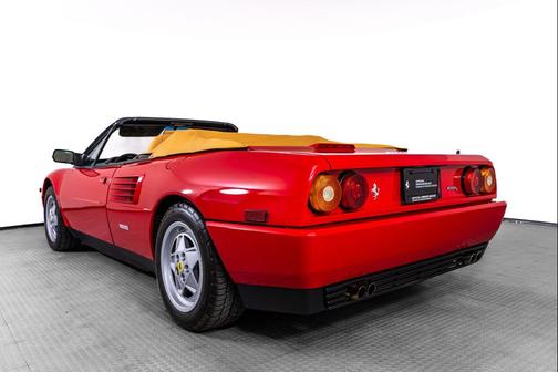 Red 1992 Ferrari Mondial