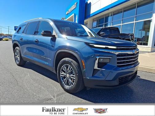2024 Chevrolet Traverse AWD LT