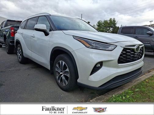 2022 Toyota Highlander XLE