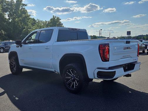 2022 GMC Sierra 1500 AT4X