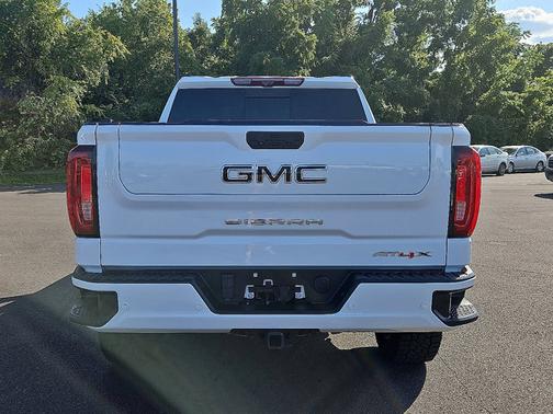 2022 GMC Sierra 1500 AT4X