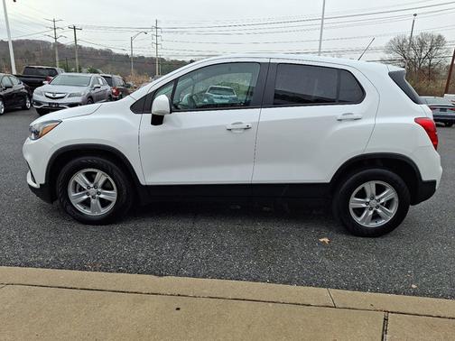 2022 Chevrolet Trax LS