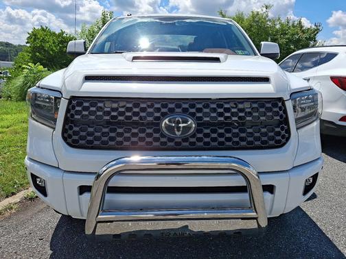 2018 Toyota Tundra SR5
