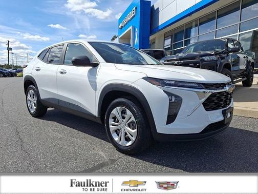 2024 Chevrolet Trax LS