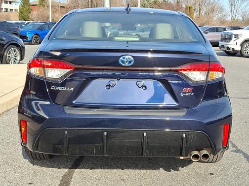 2025 Toyota Corolla Hybrid SE