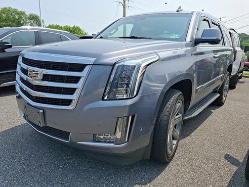 2018 Cadillac Escalade Luxury