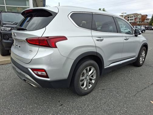 2019 Hyundai SANTA FE SEL 2.4