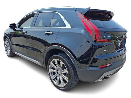 2022 Cadillac XT4 AWD Premium Luxury