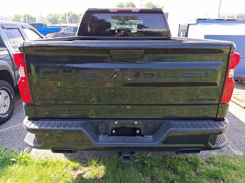 2021 Chevrolet Silverado 1500 Custom Trail Boss