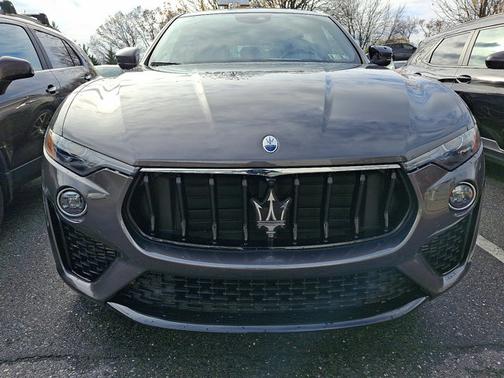 2022 Maserati Levante Modena