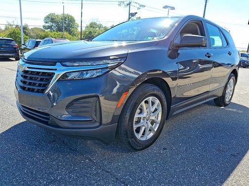 2022 Chevrolet Equinox LS