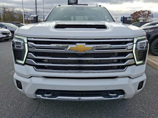2024 Chevrolet Silverado 3500 High Country