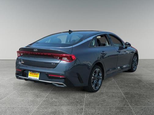 2021 Kia K5 EX