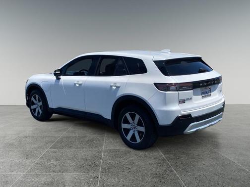 White 2024 Honda Prologue EX