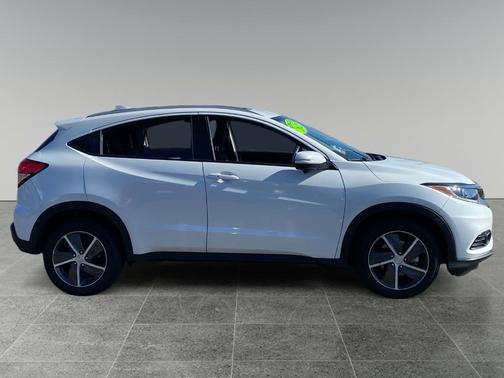 Platinum White Pearl 2022 Honda HR-V EX
