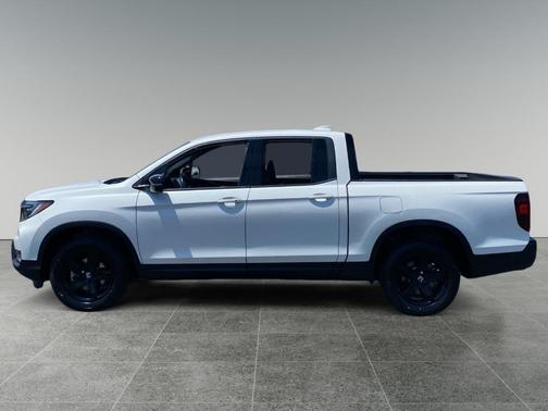 Platinum White Pearl 2022 Honda Ridgeline Black Edition