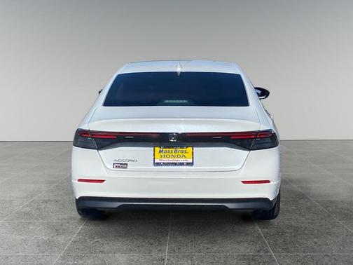 Platinum White Pearl 2023 Honda Accord LX