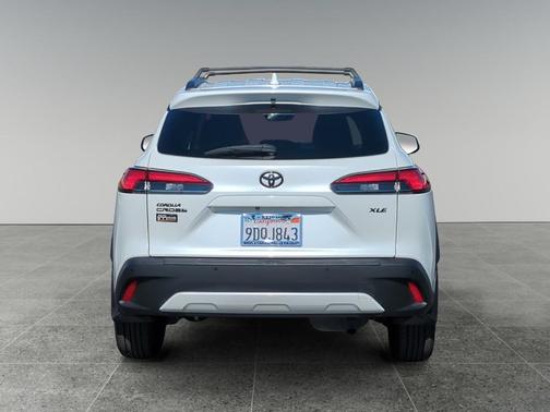 2022 Toyota Corolla Cross XLE