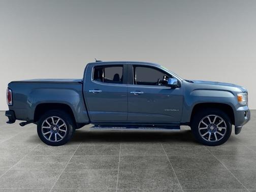 Gray 2019 GMC Canyon Denali