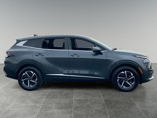 2025 Kia Sportage Hybrid LX