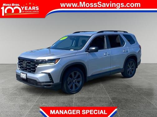 Lunar Silver 2023 Honda Pilot Sport