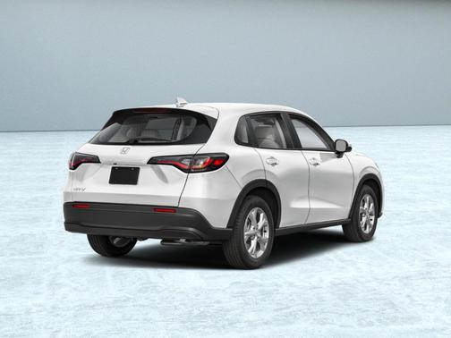 Platinum White Pearl 2027 Honda HR-V LX