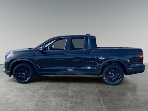 Crystal Black Pearl 2023 Honda Ridgeline Black Edition
