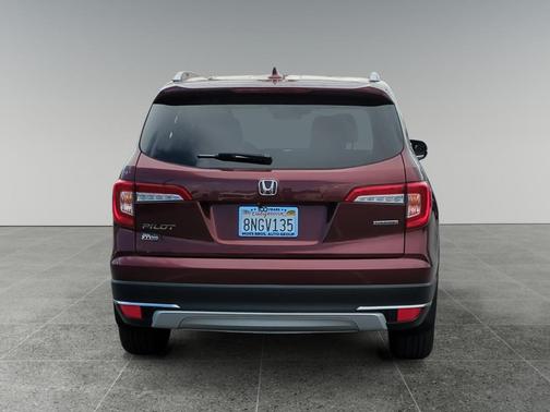 2019 Honda Pilot Touring 8-Passenger