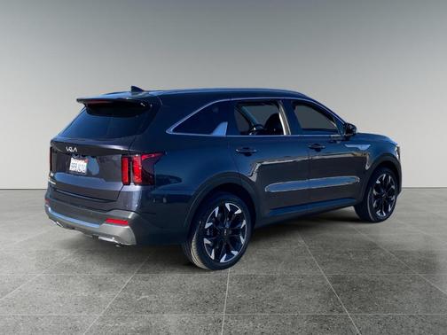 2025 Kia Sorento EX