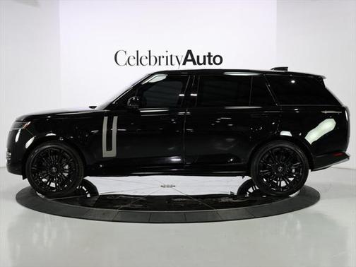 2023 Land Rover Range Rover P530 SE