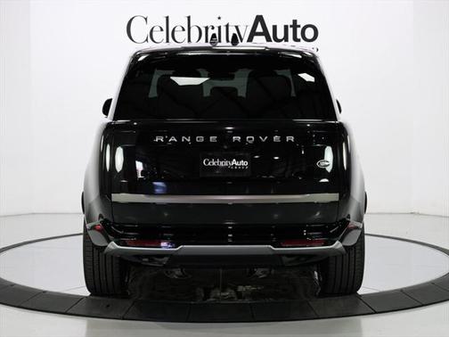 2023 Land Rover Range Rover P530 SE