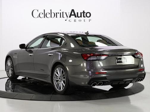 2022 Maserati Quattroporte Modena