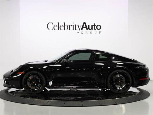2022 Porsche 911 Carrera 4S