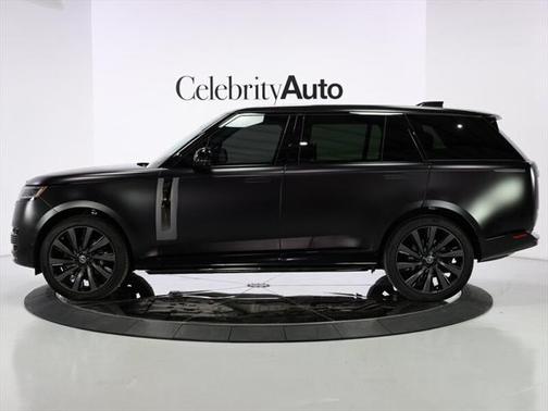 2025 Land Rover Range Rover P615 SV