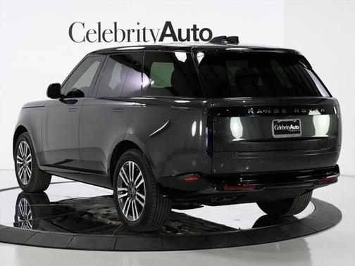 2024 Land Rover Range Rover P530 SE