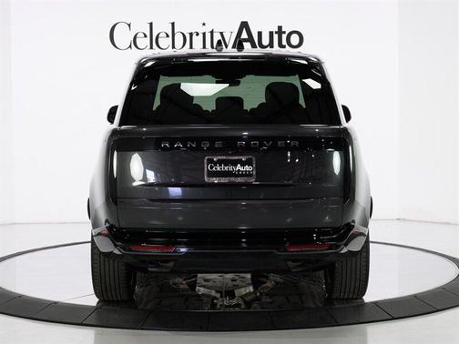 2024 Land Rover Range Rover P530 SE