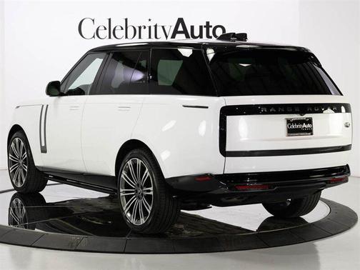 2023 Land Rover Range Rover P530 SE
