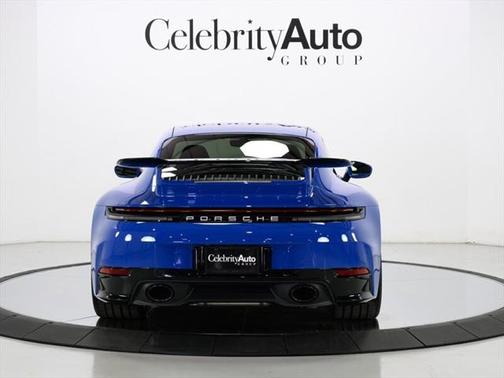 2025 Porsche 911 Carrera