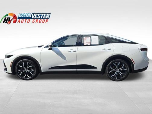 2025 Toyota Crown XLE