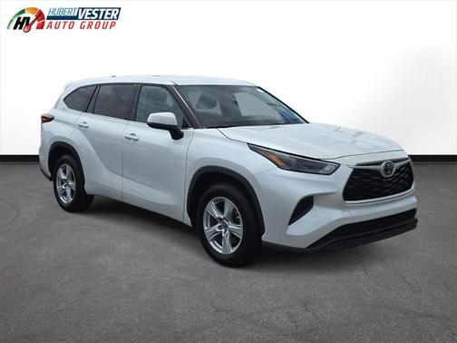 2022 Toyota Highlander L