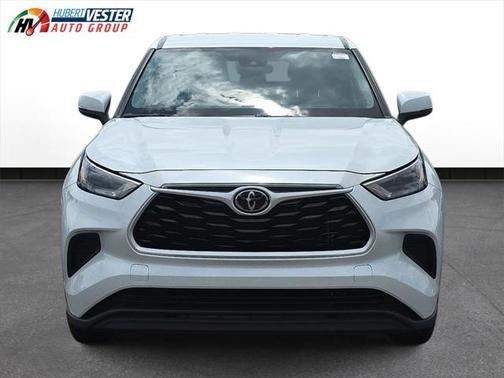 2022 Toyota Highlander L