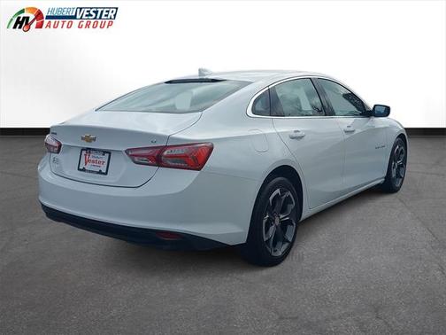2022 Chevrolet Malibu FWD LT