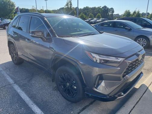 2024 Toyota RAV4 Hybrid SE